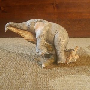 Tusker's  "Henry" Stumped Elephant